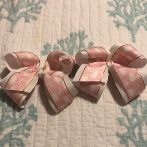 Swan hair bows